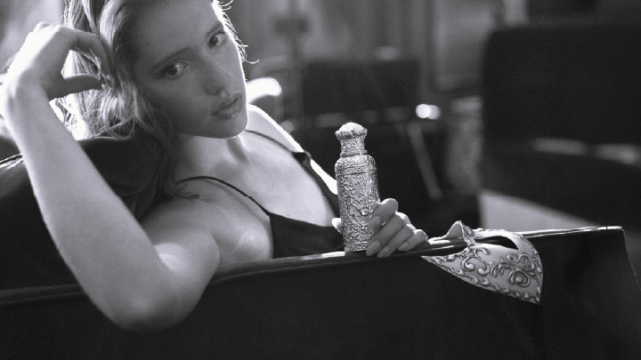 Image of FUGAZZI Perfumes with desert around